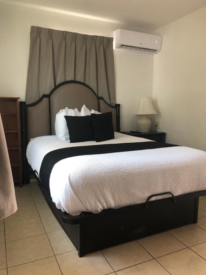 Holiday Isles Resort Мадейра-Біч Екстер'єр фото